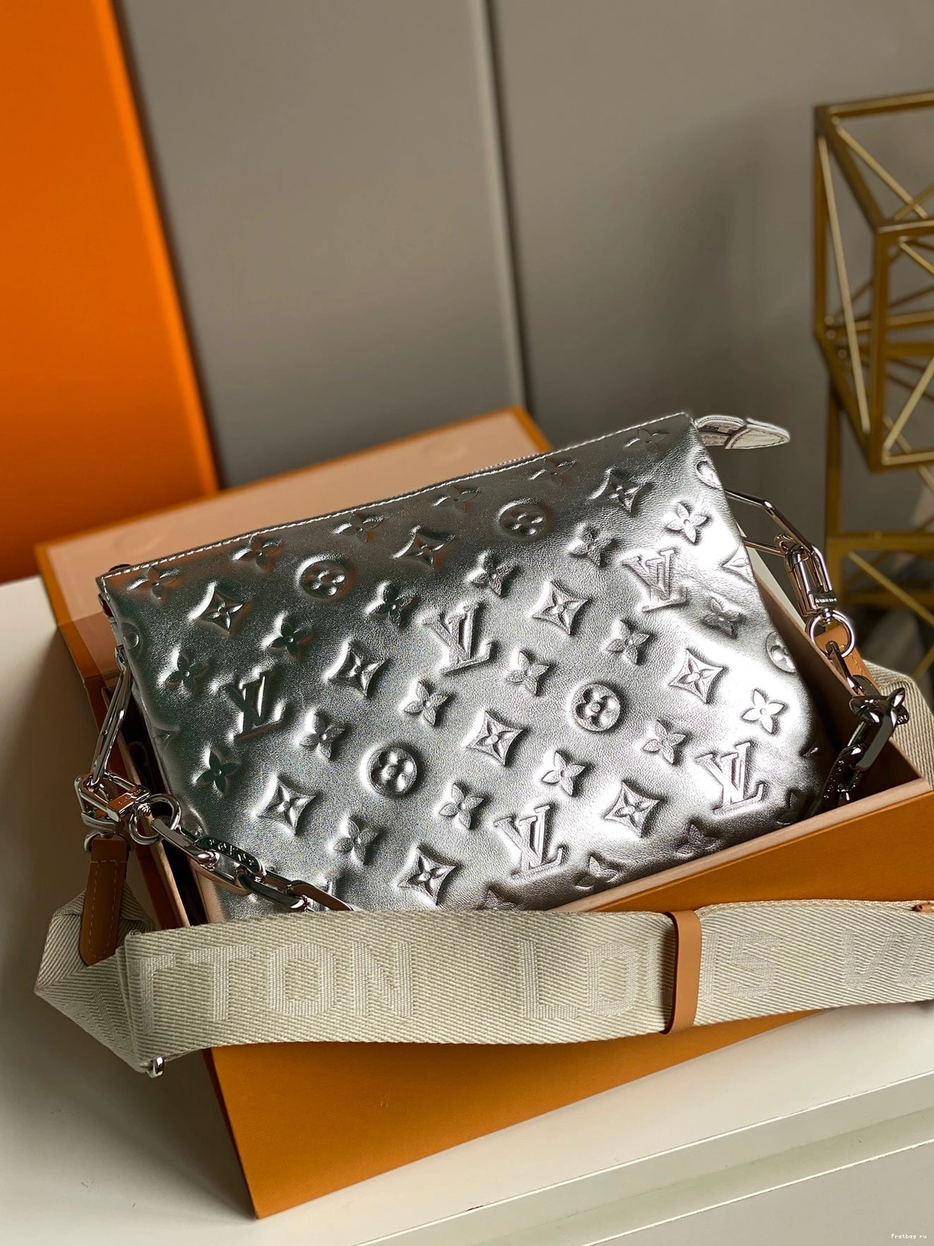 First bag ru VUITTON PM COUSSIN LOUIS 0716